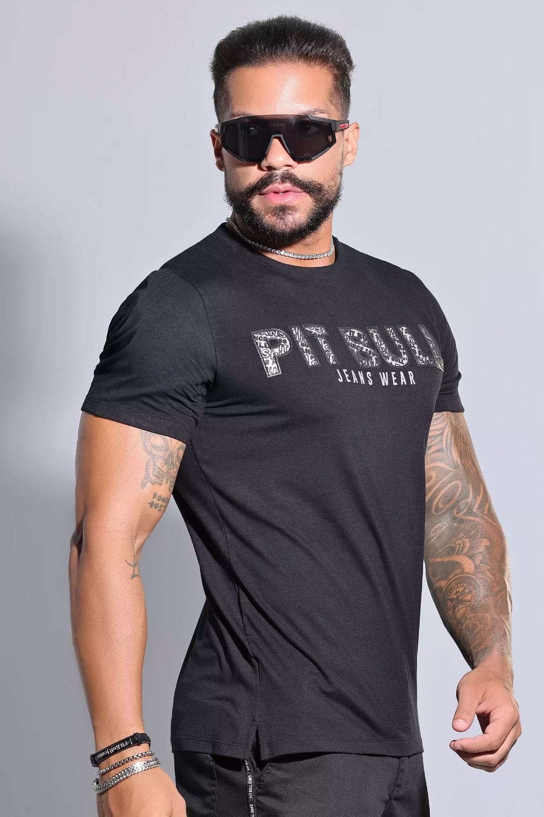CAMISETA GOLA O LOGOMANIA PIT BULL JEANS COM VISUAL MODERNO Ref: 84619