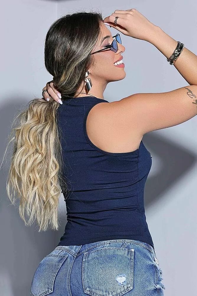 REGATA FEMININA MODERNA E FASHION COM LOGOMANIA PIT BULL JEANS Ref: 83831