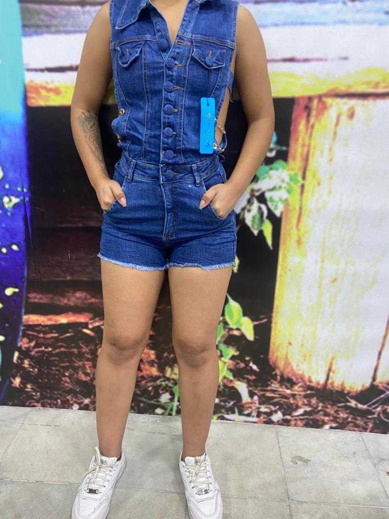 Macaquinho Jeans  Sal e Pimenta Ref 199403