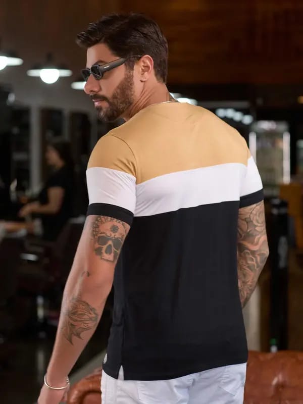 CAMISETA MASCULINA COM RECORTES GOLA O IMPACTANTE CASUAL ESTILOSA Ref: 83281