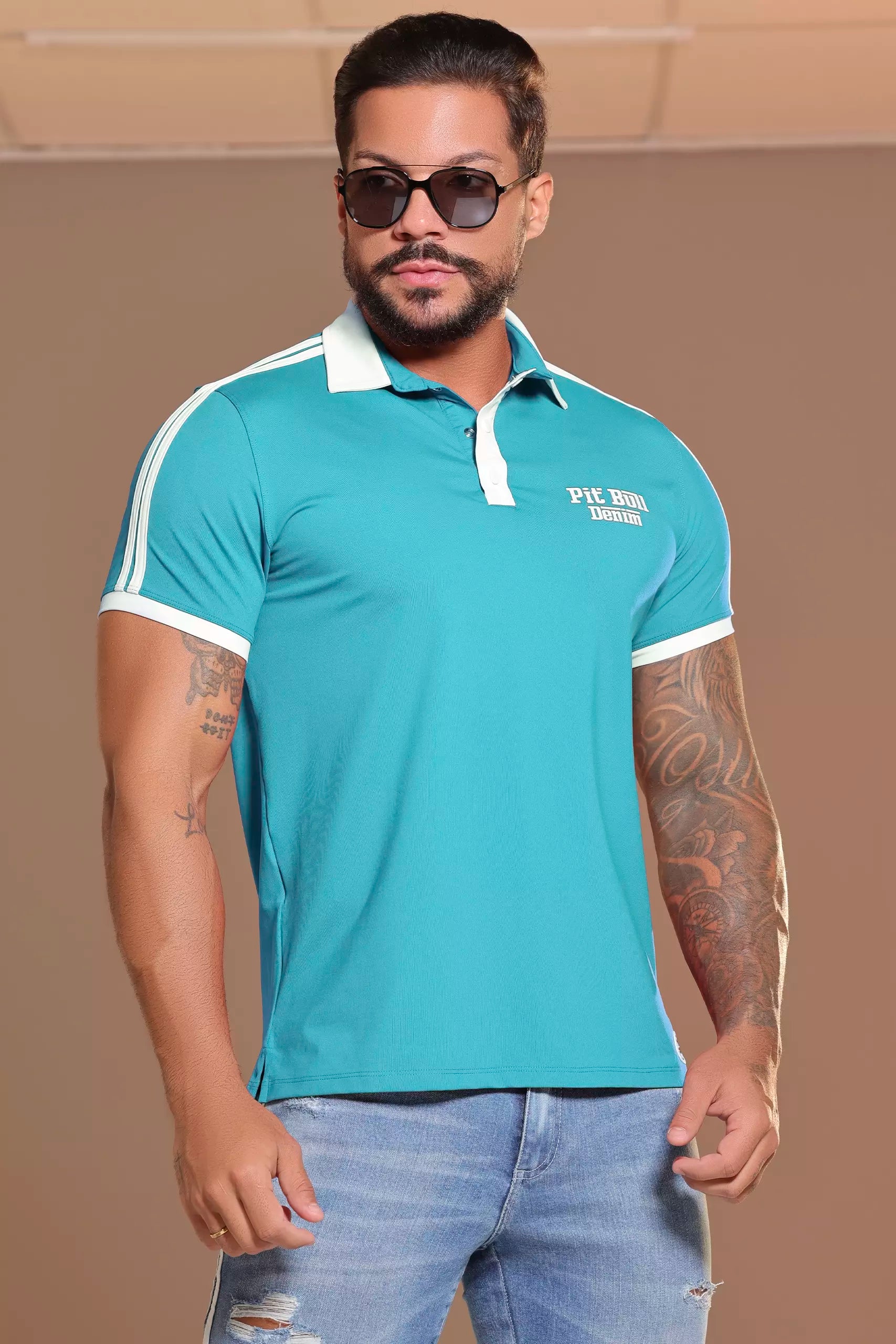 Polo Masculina Sofisticada e Estilosa com Detalhe em Relevo Pit Bull Jeans Ref: 87103