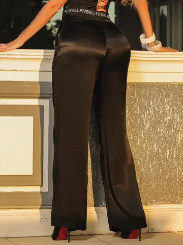 Calça Feminina Preta Confortável e Estilosa com Elástico Personalizado Pit Bull Jeans Ref: 87396